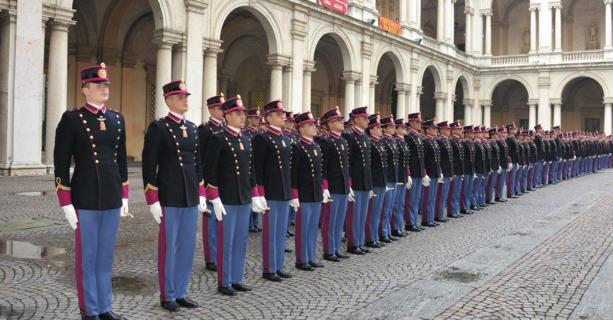 Accademia Esercito Come Entrare Nell Accademia Di Modena